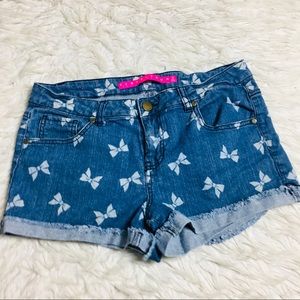 Tinseltown Denim Short Bow White All Over Size 11